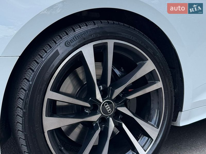 Ліфтбек Audi S5 2024 в Києві фото 5 Ліфтбек Audi S5 2024 в Києві