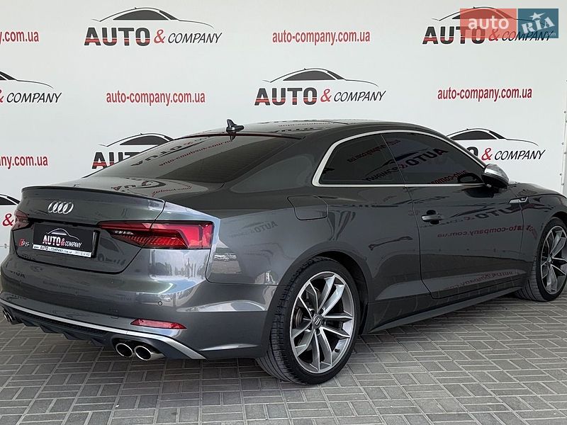 Купе Audi S5 2018 в Львові
