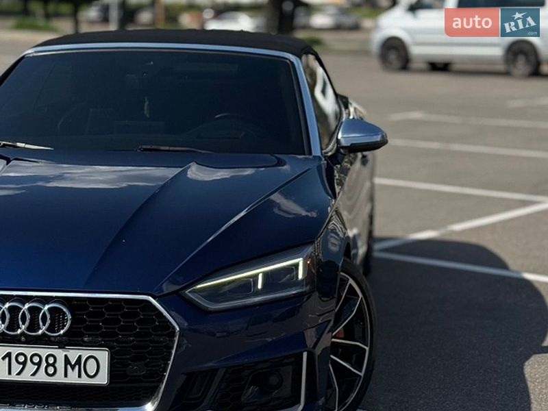 Кабриолет Audi S5 2017 в Киеве