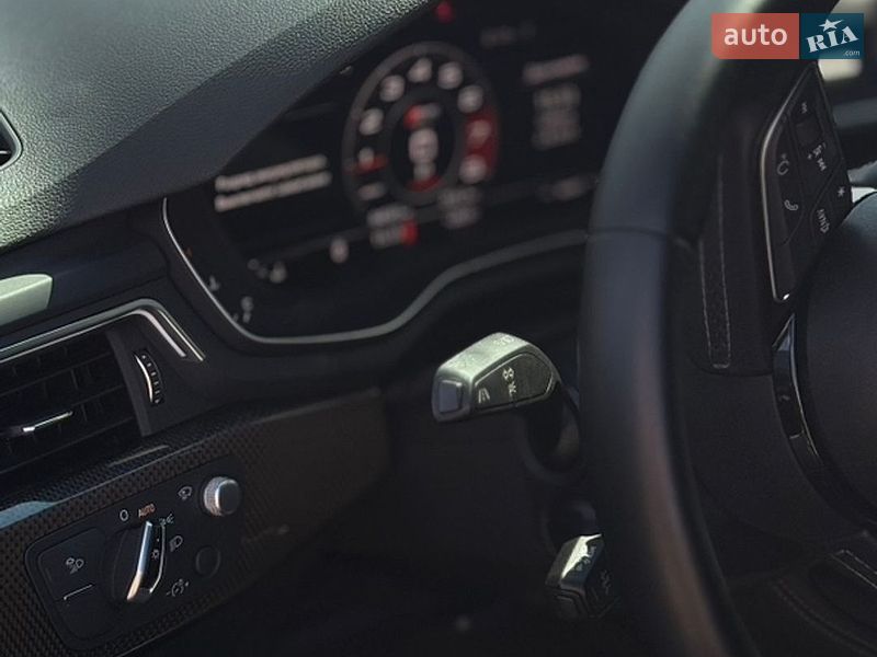 Кабриолет Audi S5 2017 в Киеве