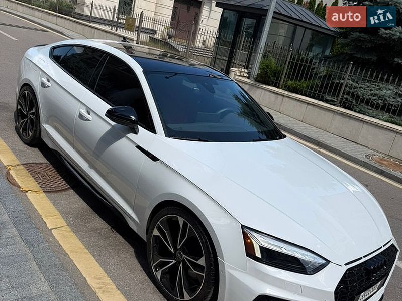 Лифтбек Audi S5 2025 в Киеве