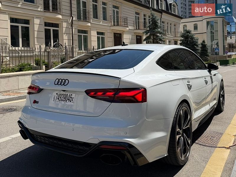 Лифтбек Audi S5 2025 в Киеве