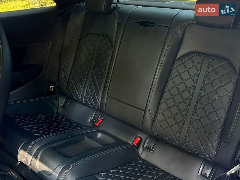 Купе Audi S5 2016 в Чернівцях