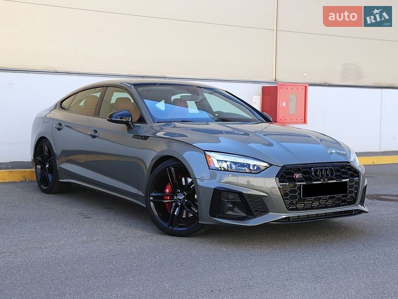 Audi S5 2023
