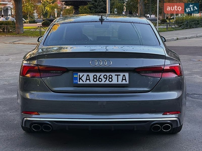 Купе Audi S5 2017 в Києві