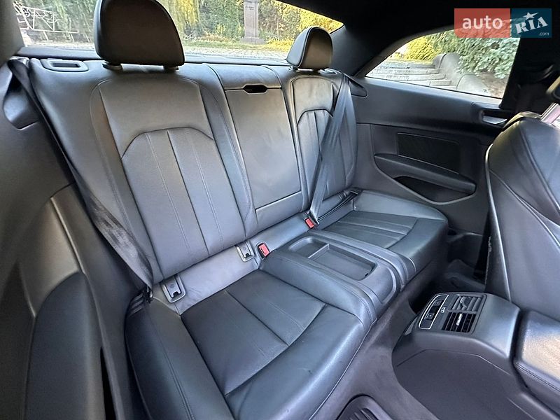 Купе Audi S5 2017 в Києві