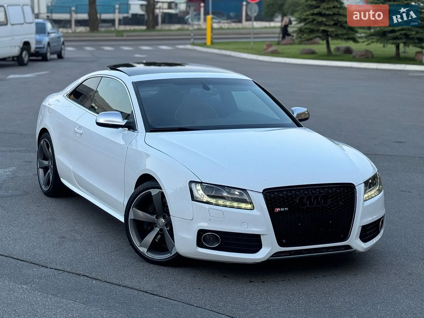 2010 Audi S5 - фото 1