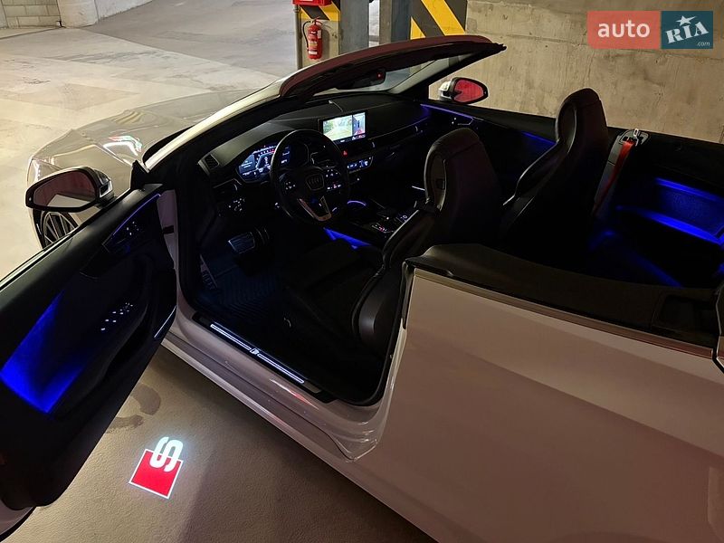 Кабріолет Audi S5 2021 в Києві