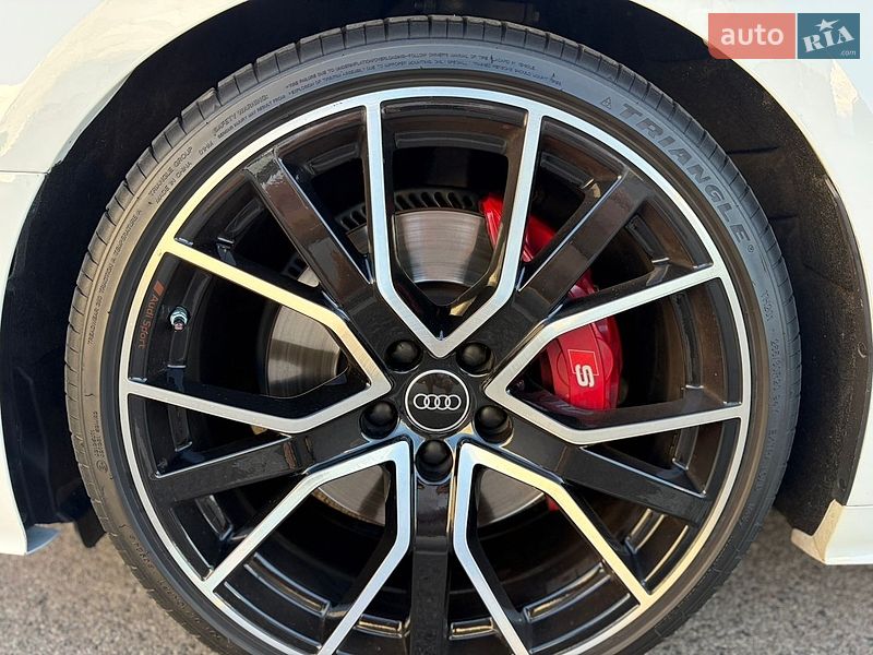 Кабріолет Audi S5 2021 в Києві