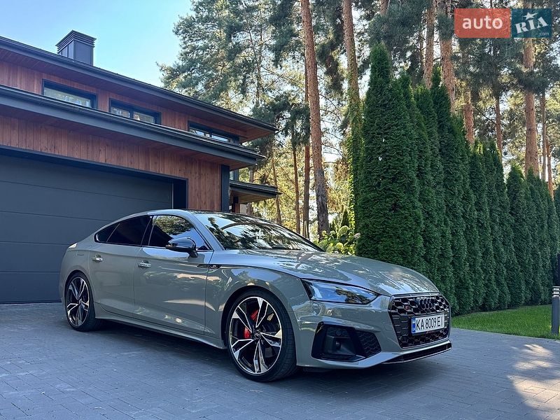 Купе Audi S5 2020 в Киеве