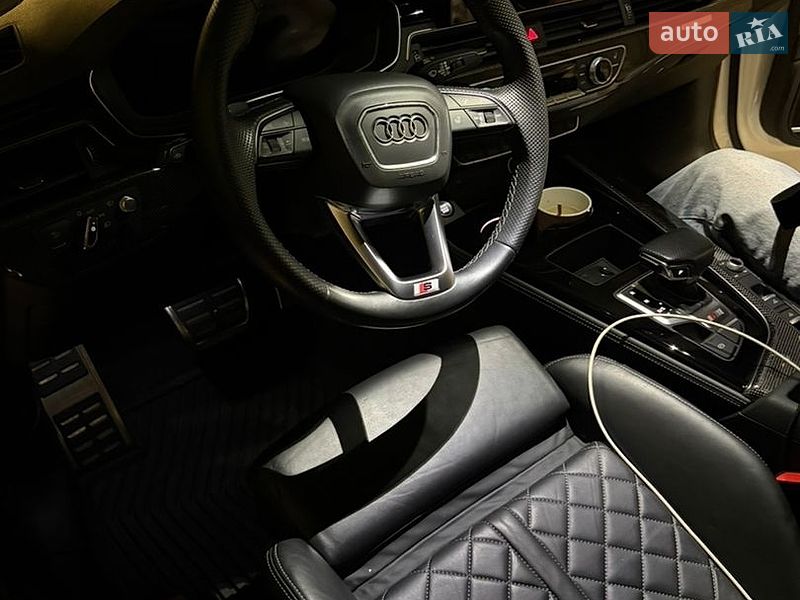 Кабріолет Audi S5 2021 в Києві