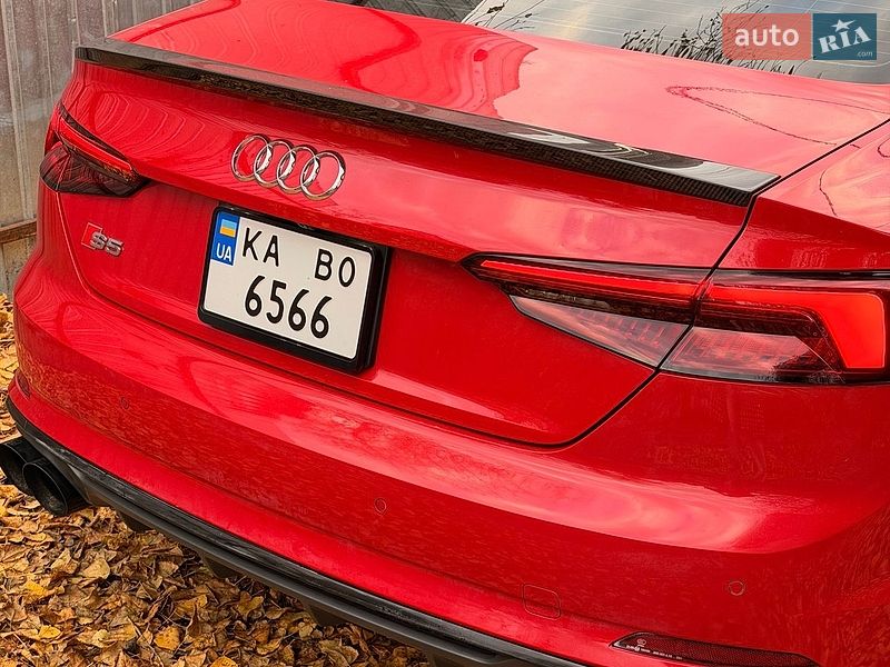 Купе Audi S5 2017 в Києві