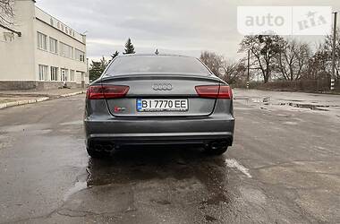 Седан Audi S6 2017 в Полтаві