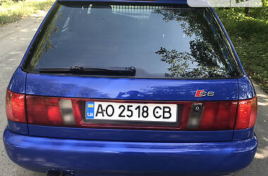 Универсал Audi S6 1996 в Иршаве