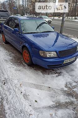 Седан Audi S6 1996 в Киеве