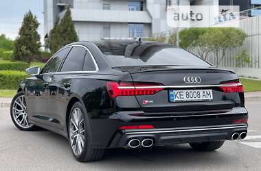 Седан Audi S6 2022 в 