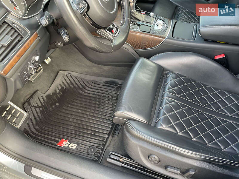 Седан Audi S6 2013 в Днепре