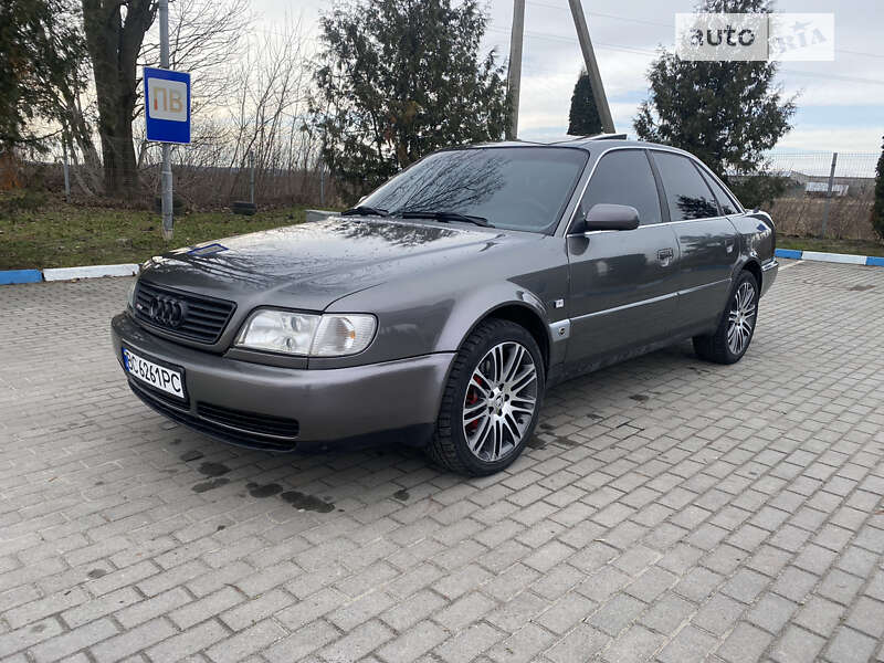 Audi S6 1996