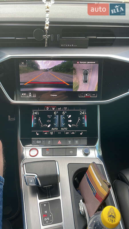 Седан Audi S6 2019 в Мукачево