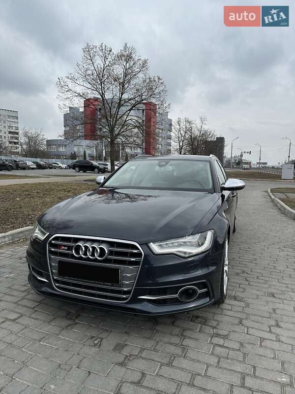 Универсал Audi S6 2012 в Киеве