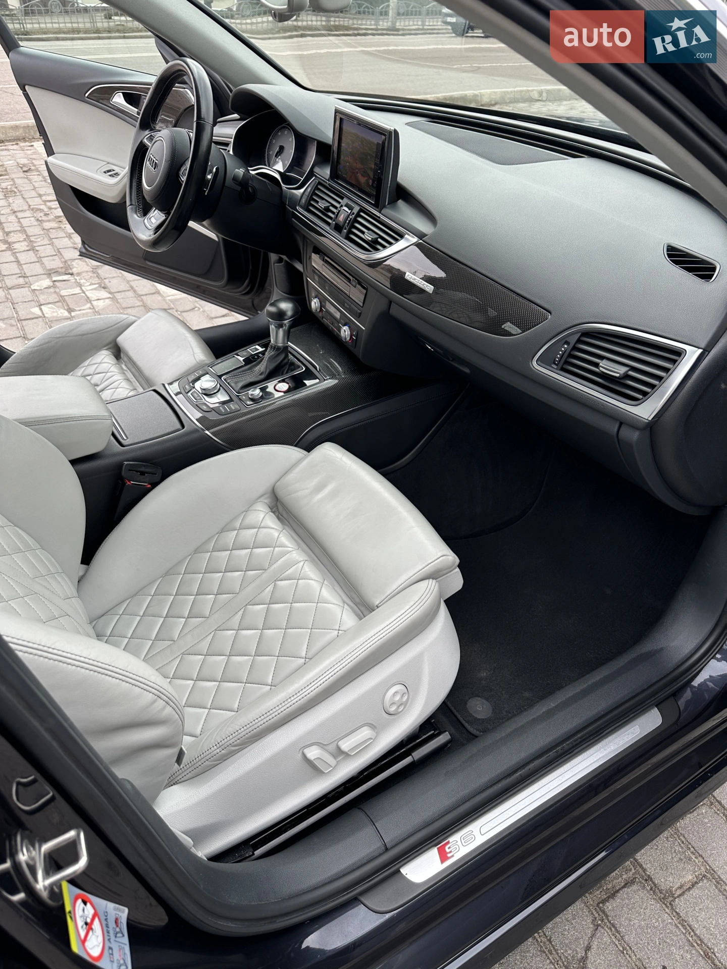 2012 Audi S6 - мініатюра 28