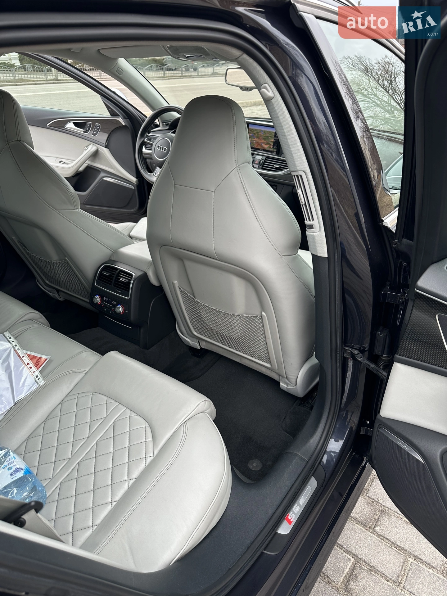 2012 Audi S6 - мініатюра 29