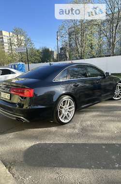 Седан Audi S6 2014 в Києві