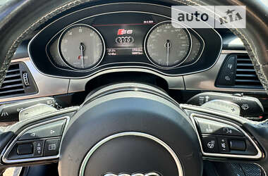 Седан Audi S6 2016 в Киеве