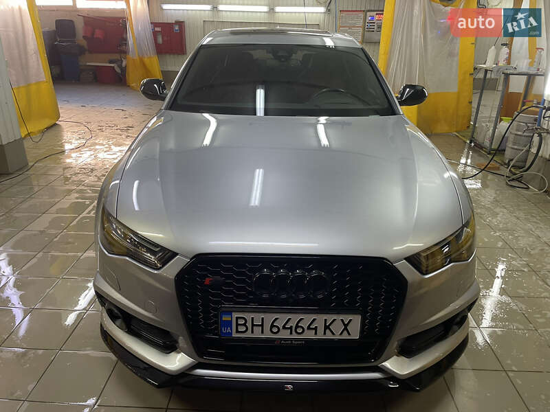 Седан Audi S6 2016 в Одесі