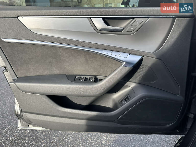 Универсал Audi S6 2021 в Киеве
