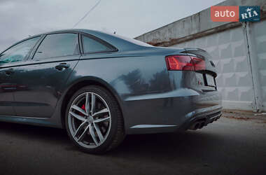Седан Audi S6 2017 в 