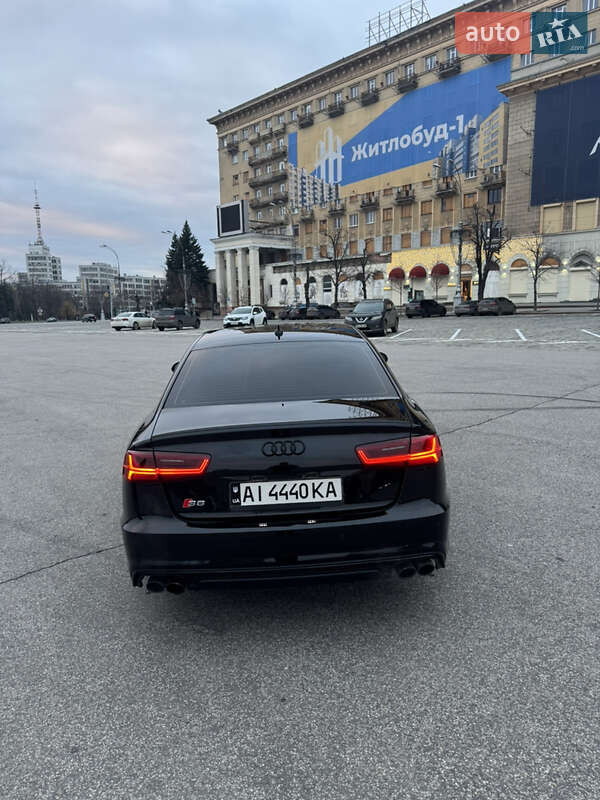 Седан Audi S6 2016 в Киеве