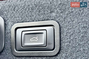 Седан Audi S6 2012 в 