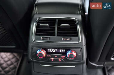 Седан Audi S6 2012 в 