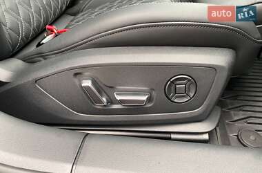 Седан Audi S6 2023 в 