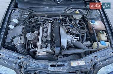 Седан Audi S6 1995 в Києві