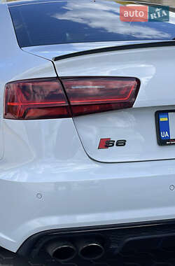 Седан Audi S6 2015 в 