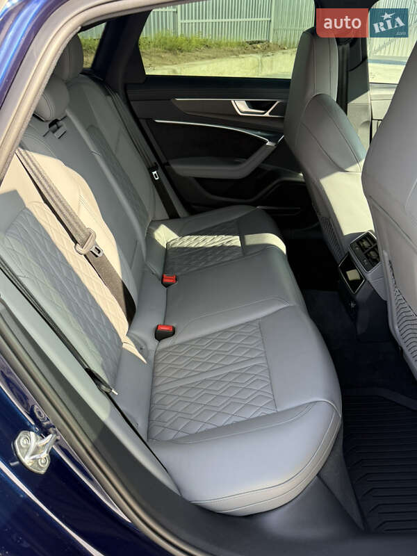 Седан Audi S6 2020 в Львове