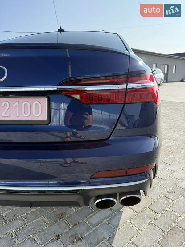 Седан Audi S6 2020 в Львове