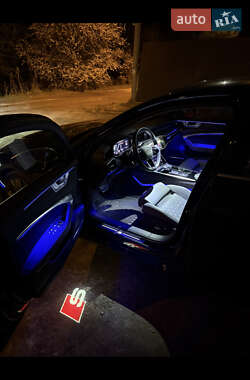 Седан Audi S6 2020 в 