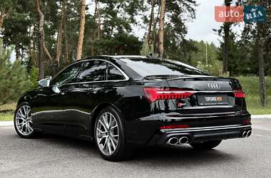 Седан Audi S6 2021 в 