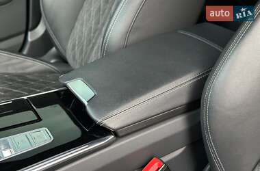 Седан Audi S6 2020 в 