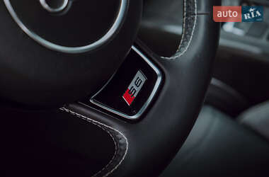 Седан Audi S6 2017 в 