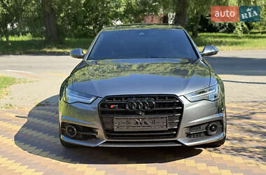 Седан Audi S6 2016 в 