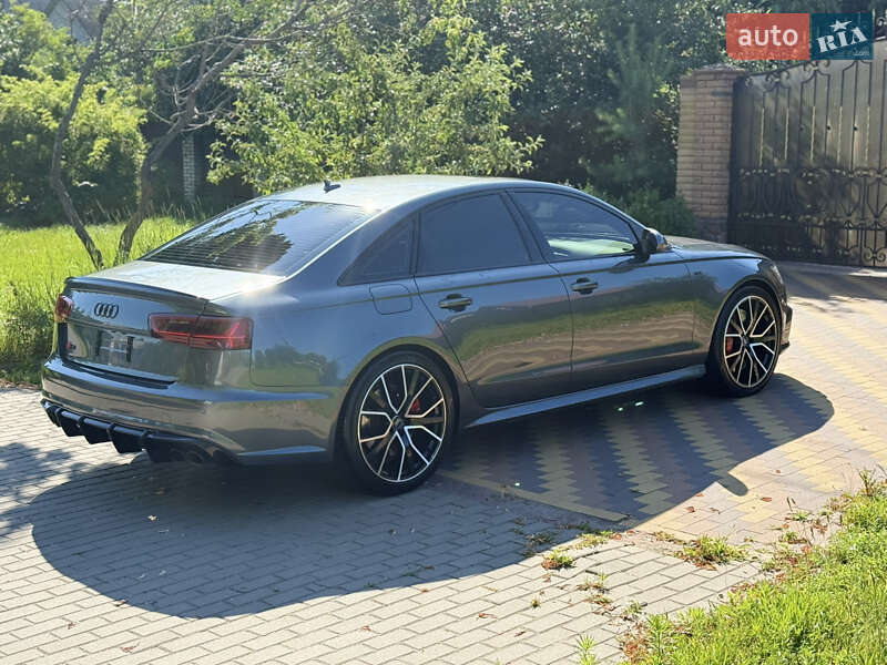 Седан Audi S6 2016 в Киеве