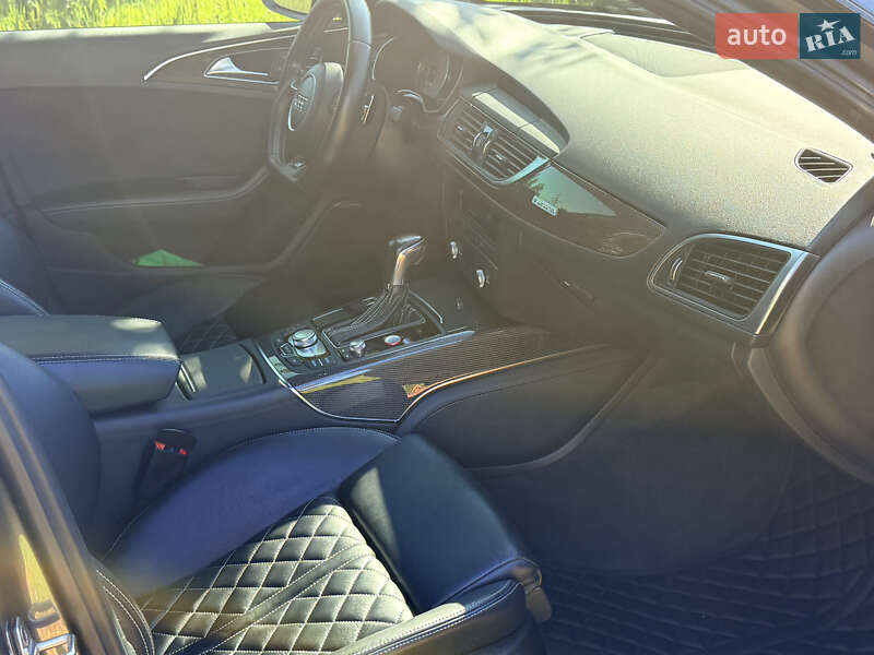 Седан Audi S6 2016 в Киеве