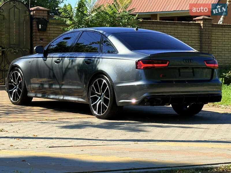 Седан Audi S6 2016 в Киеве