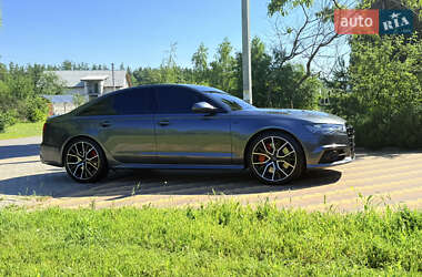 Седан Audi S6 2016 в 
