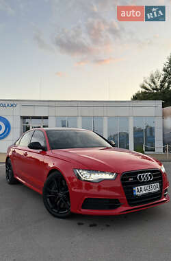 Седан Audi S6 2012 в 