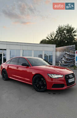 Седан Audi S6 2012 в 